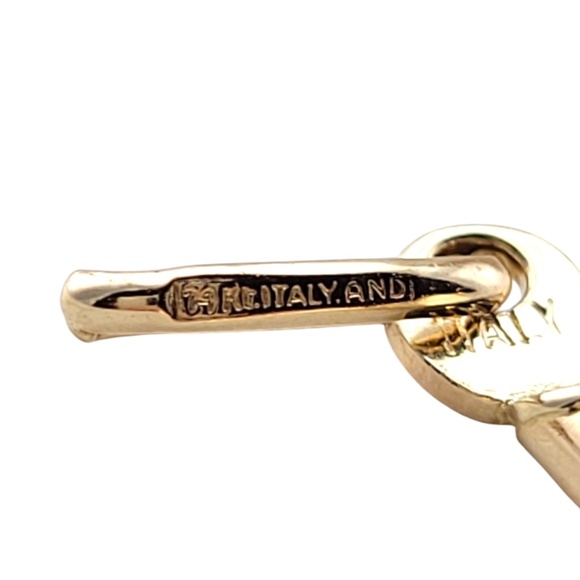 14 Karat Yellow Gold Crucifix Pendant #20903 - Picture 7 of 12